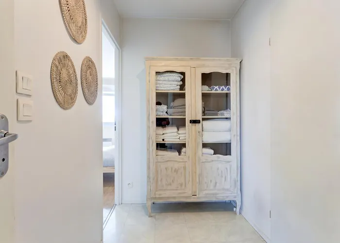 Apartment Le Cocon Champenois-parking, Centre & Tram