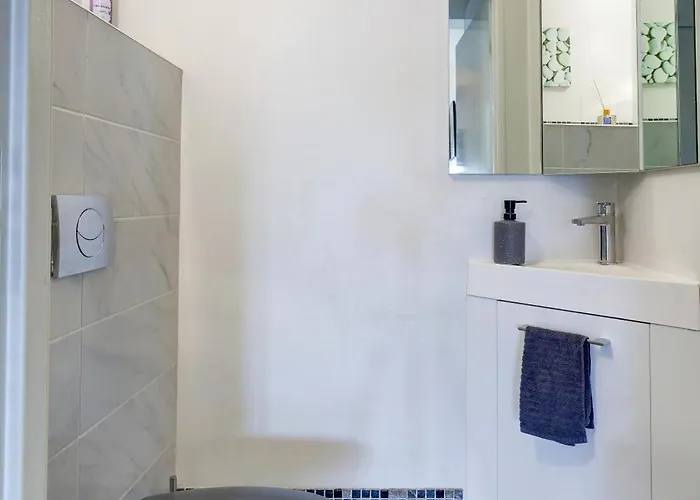 Le Cocon Champenois-parking, Centre & Tram